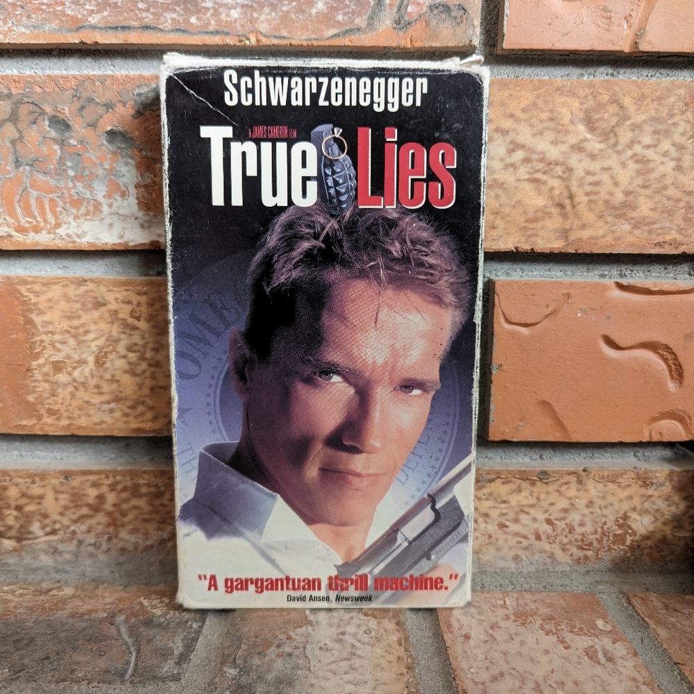 ** 4/$25 VHS **True Lies (VHS, 1994) Vintage - 90's - Schwarzenneger - Used Cond